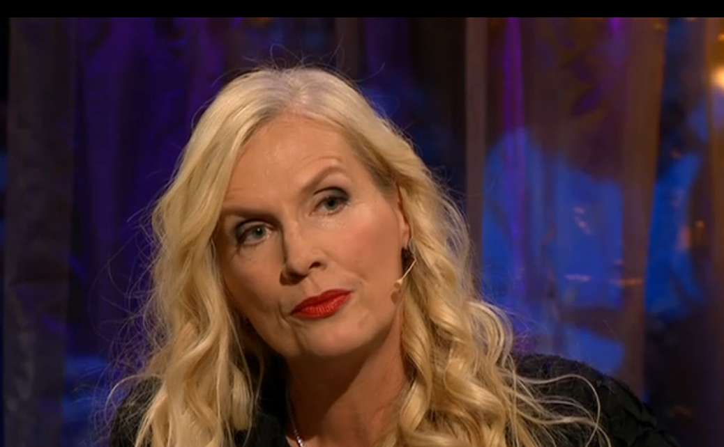 Jan Guillou, Svenska Hollywoodfruar, Diplomat, Gunilla Persson